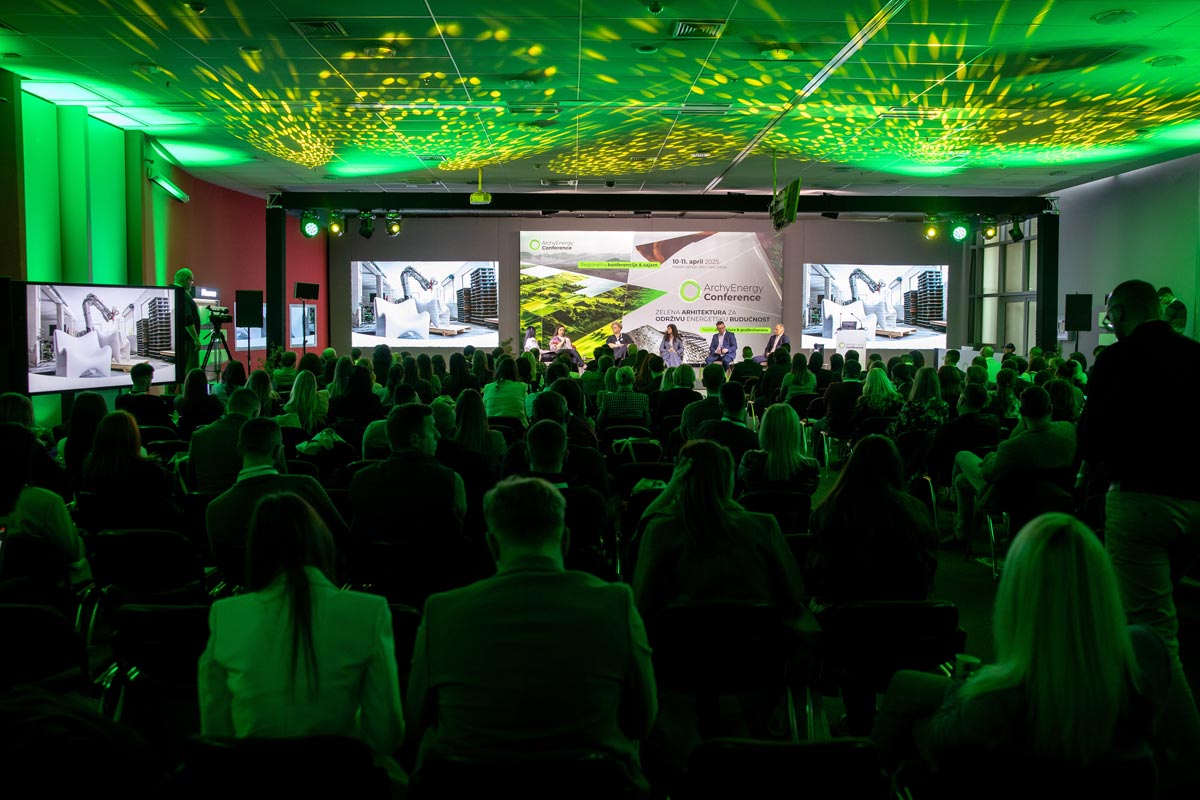Posetioci na stručnoj konferenciji i sajmu ArchyEnergy 2025/ foto: ArchyEnergy