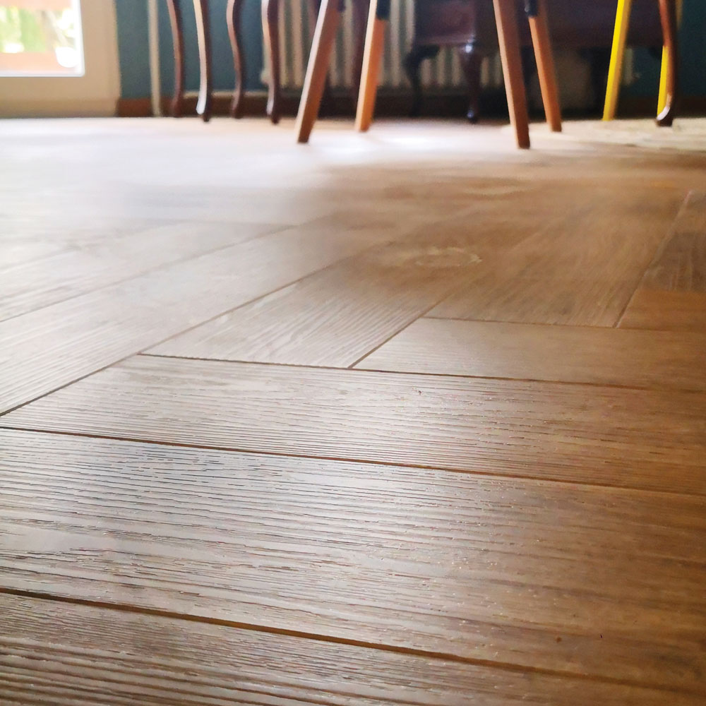 Chevron slog LVT pod / foto: Modularni podovi